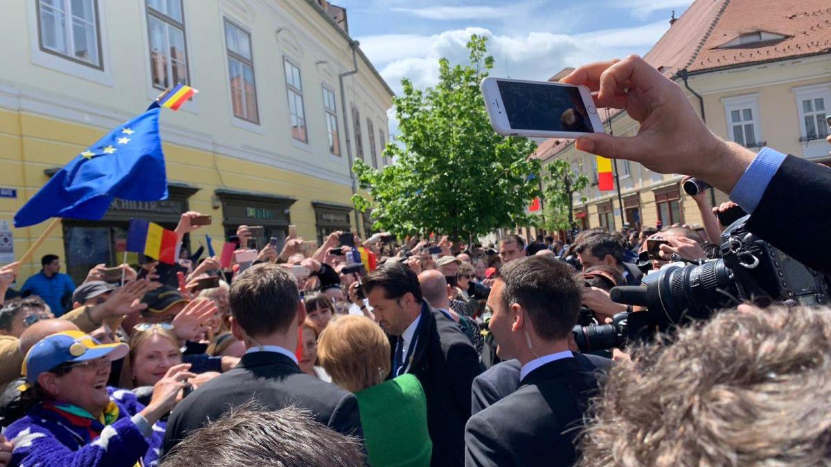 baie de multime la summitul ue de la sibiu liderii au terminat prima sesiune de lucru foto