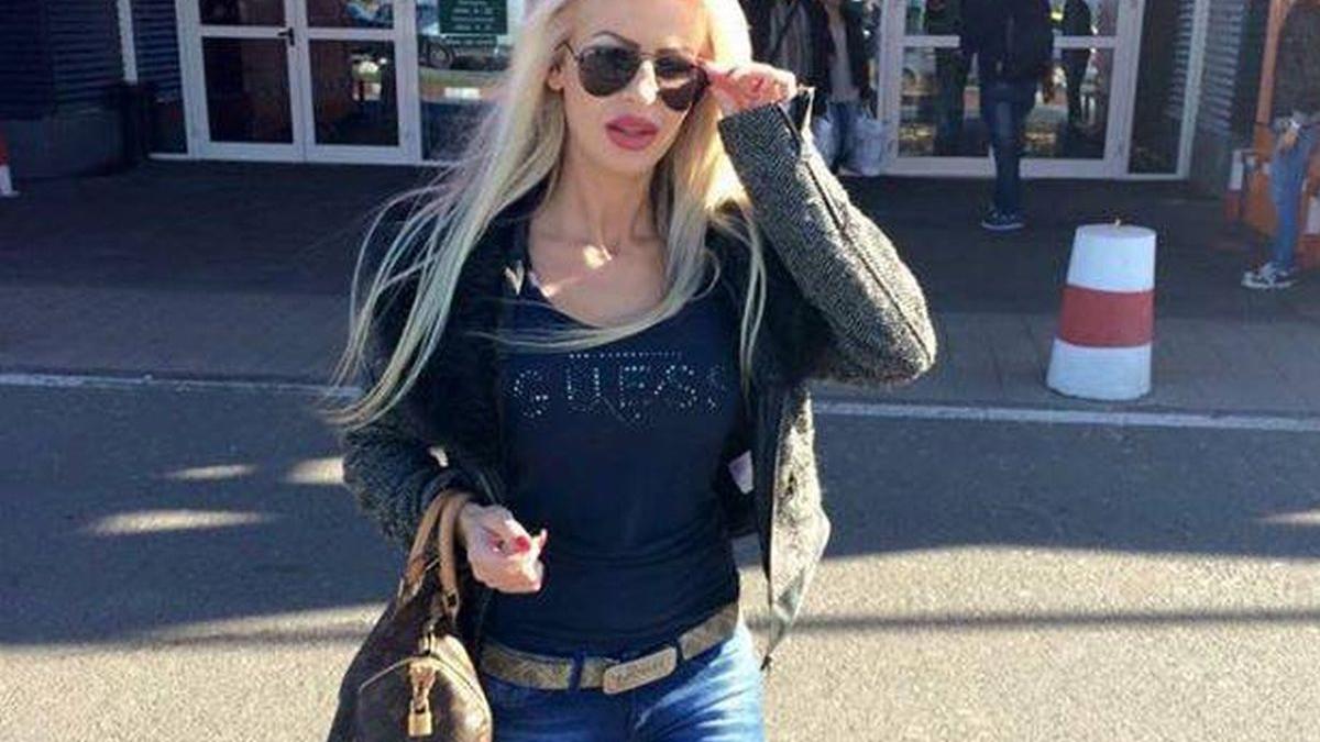 blonda care a ajuns la inchisoare femeia le a dat bataie de cap autoritatilor motivele pentru care