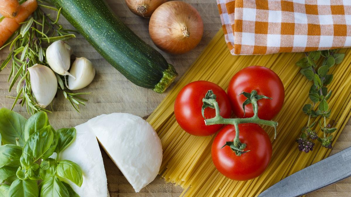 cine ar fi crezut ca rosiile si branza au acest efect mihaela bilic a spulberat mitul pe care il