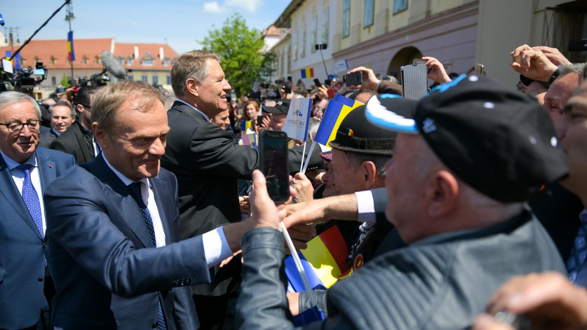 presedintele consiliului european donald tusk un nou discurs in limba romana a fost un summit