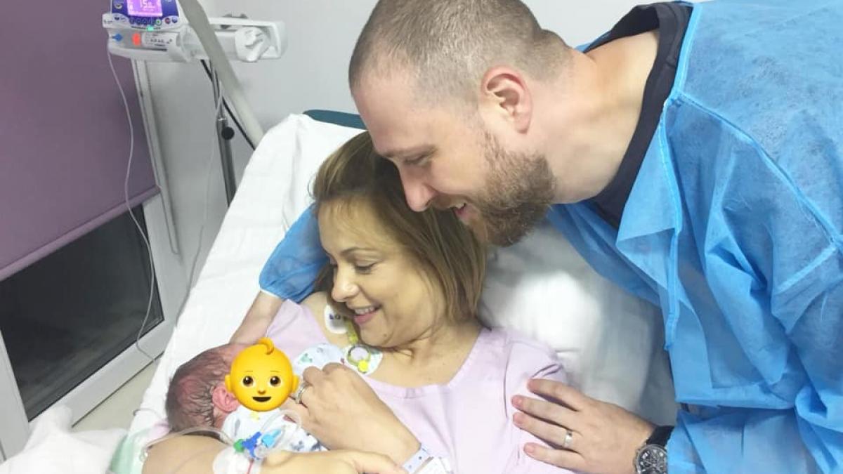 simona gherghe a devenit mamica pentru a doua oara prima fotografie cu micutul foto