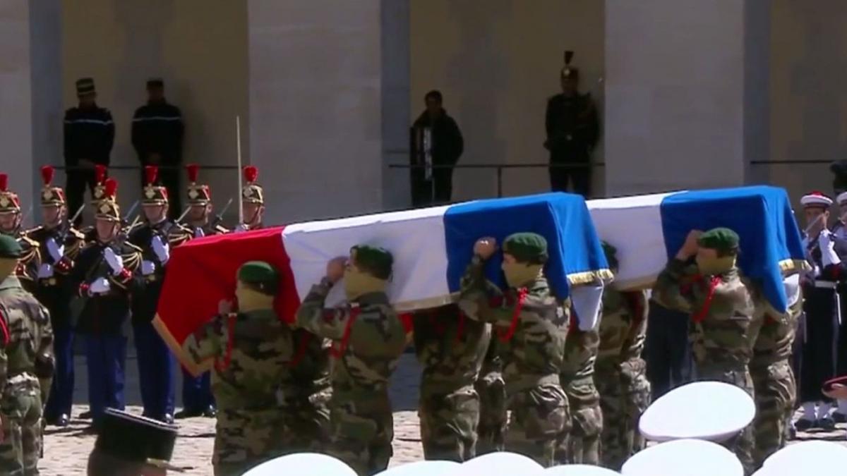 exemplul francez cum se omagiaza sacrificiul eroilor