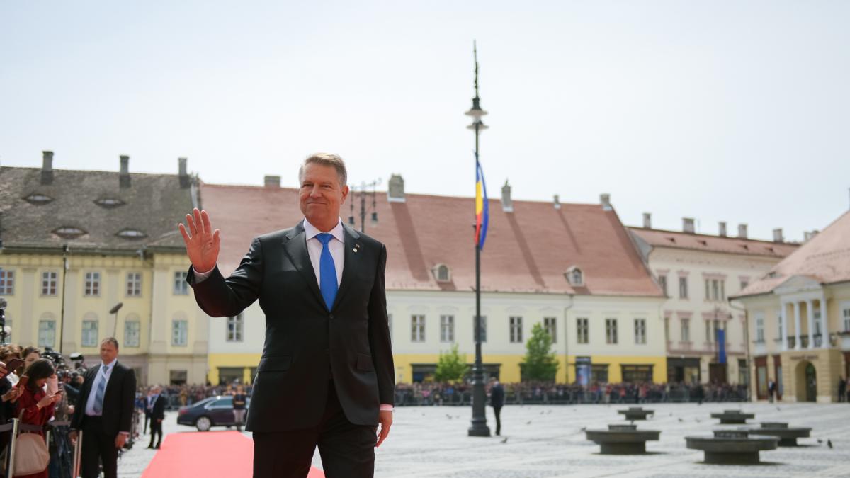 klaus iohannis amenintat cu moartea de un detinut de la aiud