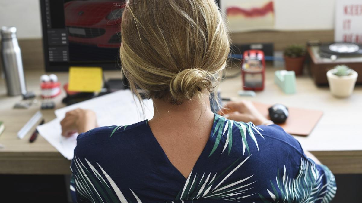 am simtit ca ceva ciudat se petrece cu sotul meu asa ca am instalat o camera de supraveghere in