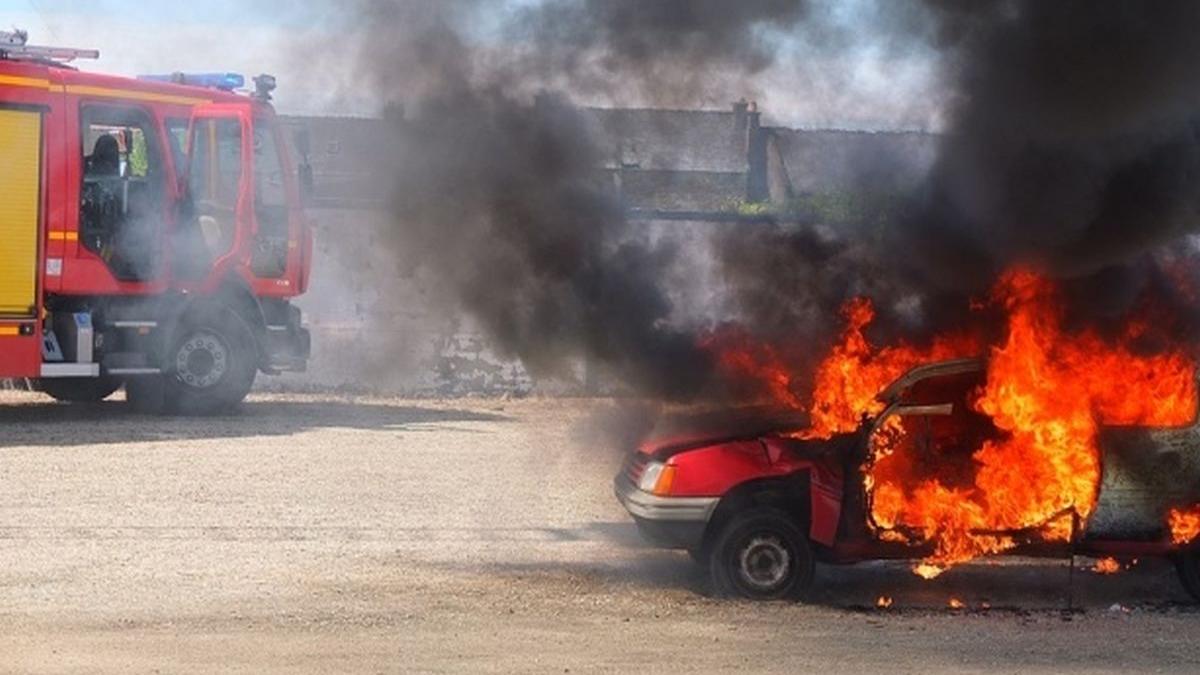 ancheta in curtea de arges dupa ce persoane necunoscute au incendiat mai multe masini trei au ars