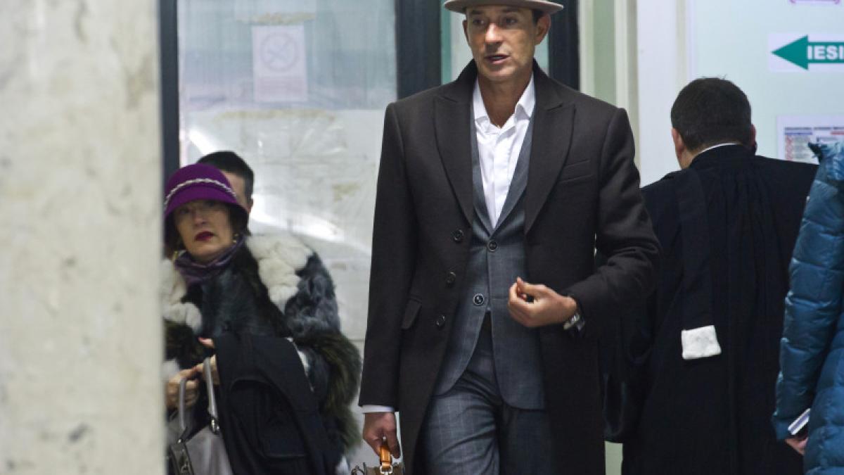 e oficial cand ajunge radu mazare in romania