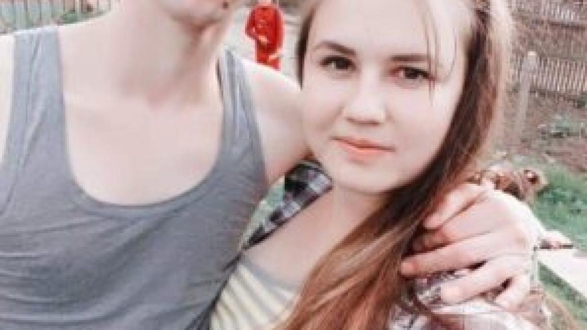 urmau sa se casatoreasca in luna august dar au murit tinandu se de mana iesisera sa se distreze la