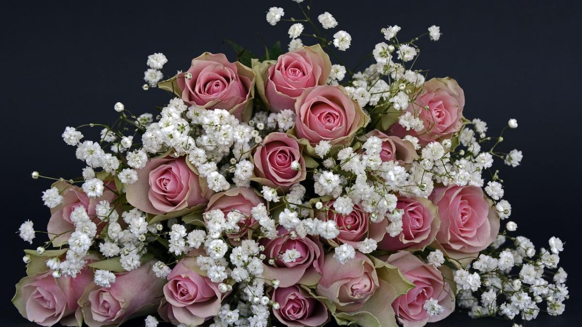 mesaje de sf constantin si elena cele mai nostime mesaje sms uri si felicitari pe care le poti