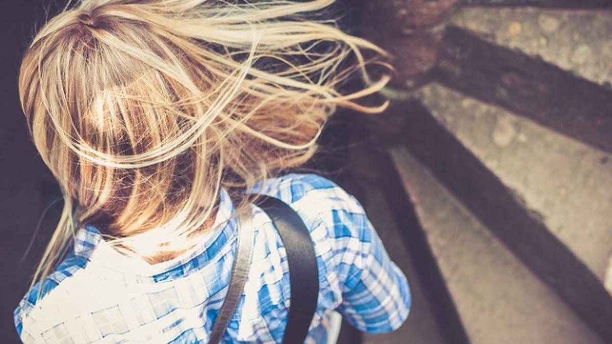 tentativa de viol in bacau o minora de 14 ani a fost agresata in scara blocului