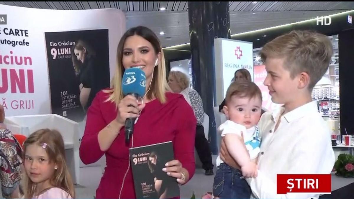 ela craciun isi lanseaza prima sa carte 9 luni fara griji