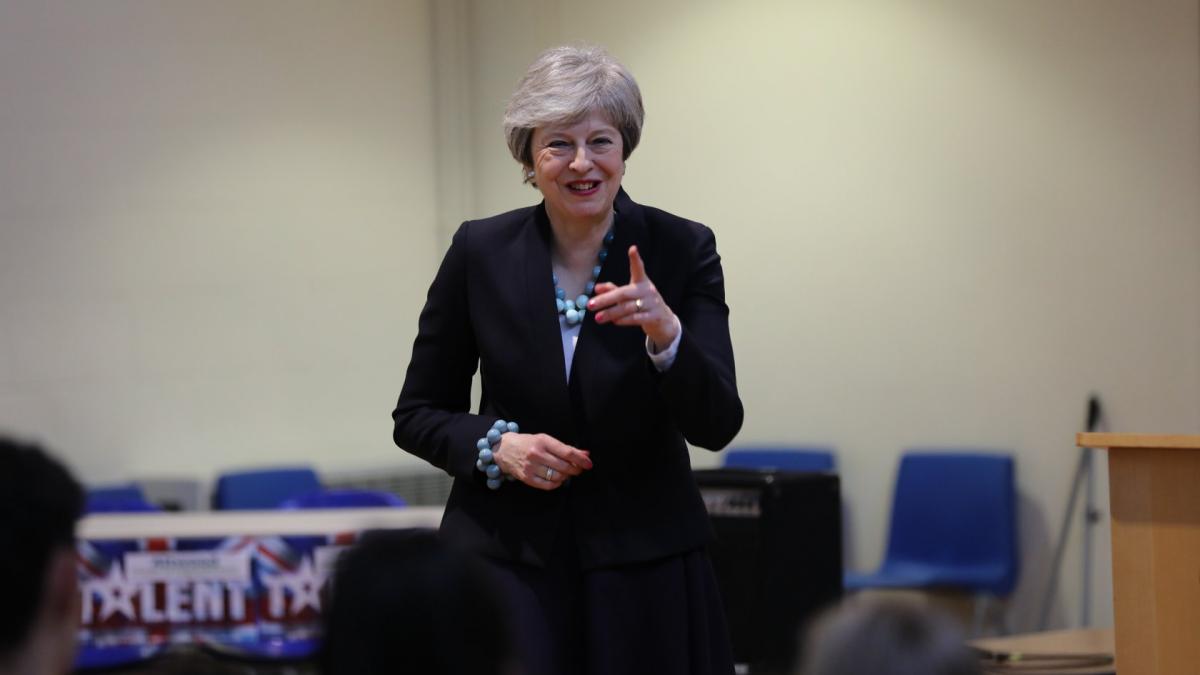 theresa may demisioneaza