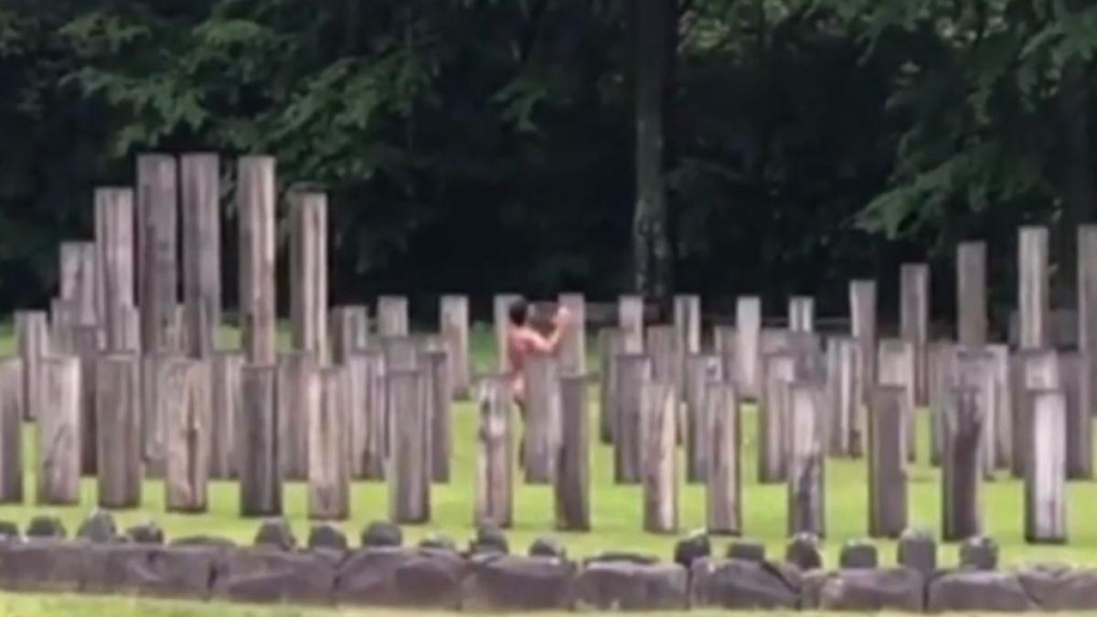 imagini incredibile surprinse an sarmizegetusa o vedeta din hobbitul gol pusca dezlantuit in templu