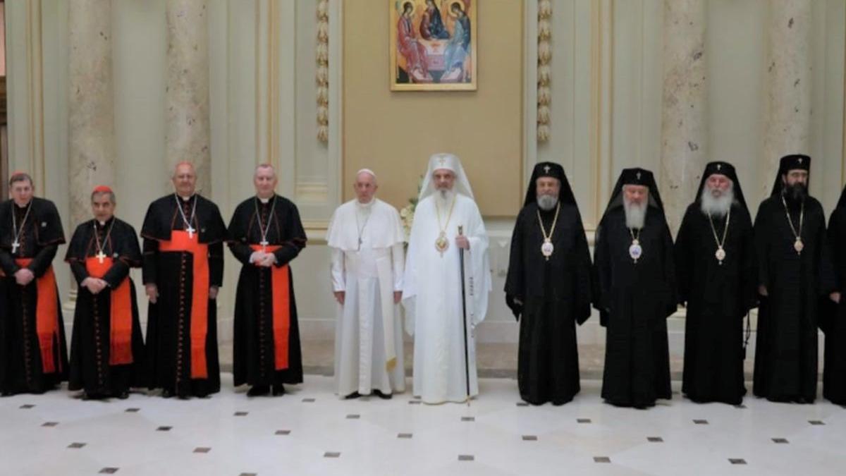 primele imagini de la intalnirea papei francisc cu patriarhul daniel galerie foto si video