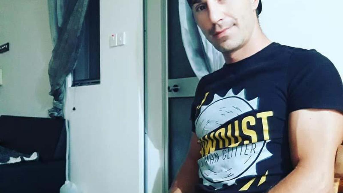 fusese abandonata de tatal sau inainte de nastere dar a dorit cu orice pret sa l cunoasca este