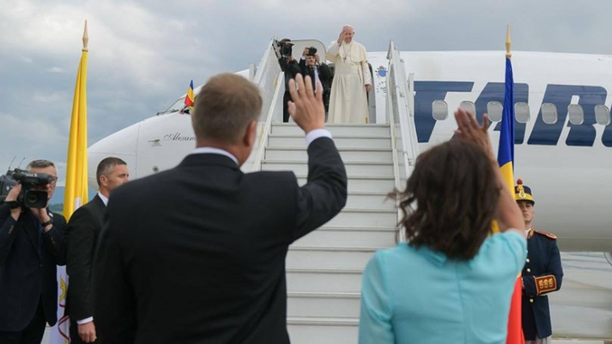 mesajul transmis de klaus iohannis dupa vizita papei francisc in romania
