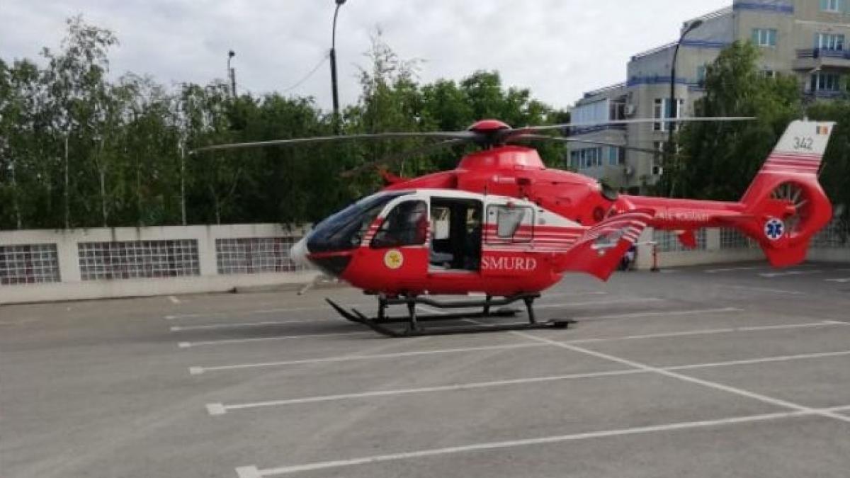 copilul care a cazut de la etaj in navodari a murit micutul abia implinise doi ani video