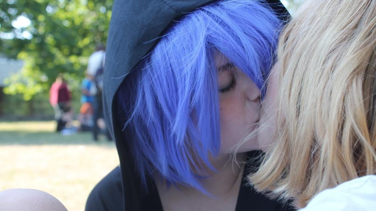 sondaj sunteti de acord cu legalizarea casatoriilor persoanelor de acelasi sex