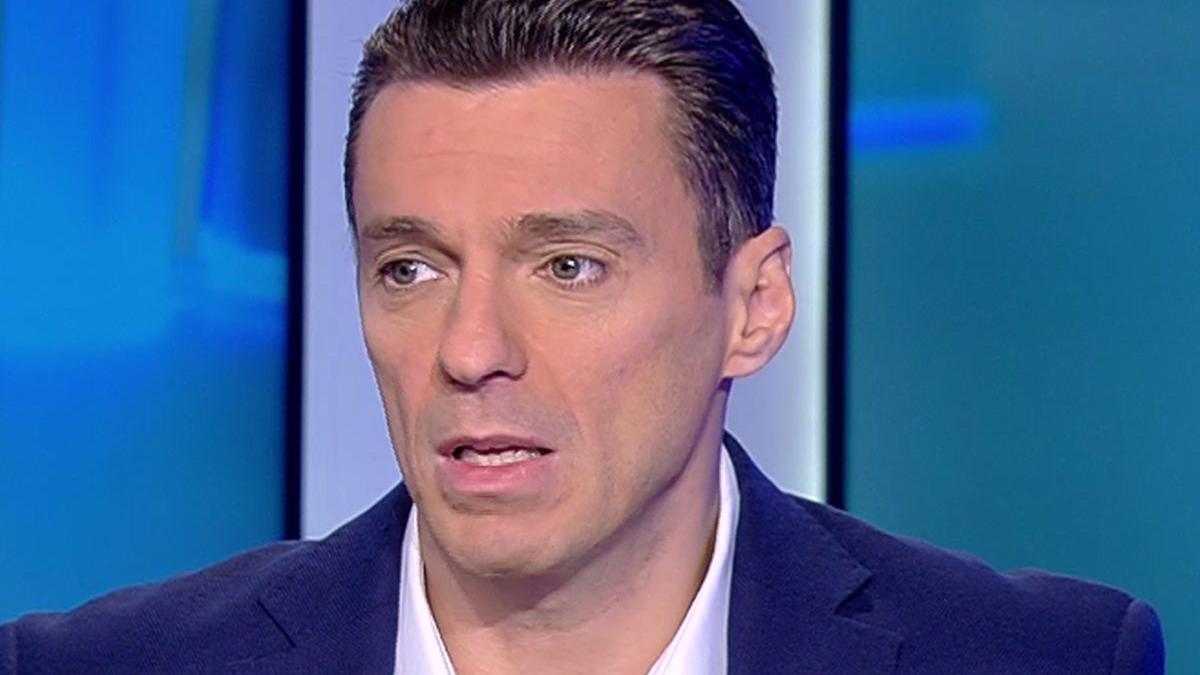 mircea badea tara asta il merita pe basescu