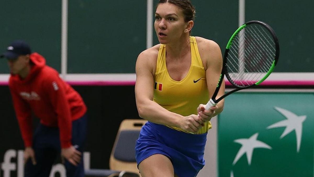 simona halep a primit trofelul de campioana mondiala itf pe 2018