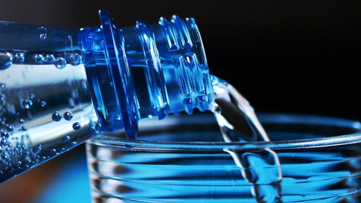 de ce nu e recomandat sa consumati apa minerala zilnic poate duce la agravarea unor boli