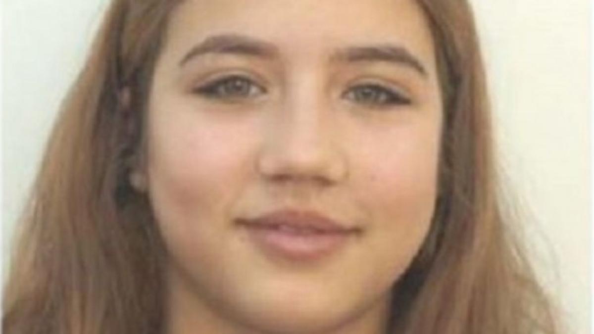 andreea are 15 ani si e din agigea adolescenta a fugit de acasa iar parintii o cauta disperati ce a