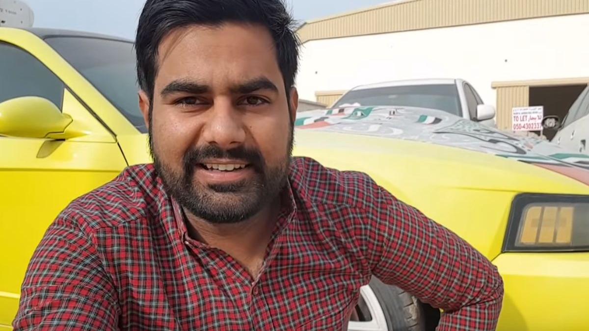 mii de masini de lux sunt abandonate de proprietari in acest loc ferrari bentley si lamborghini