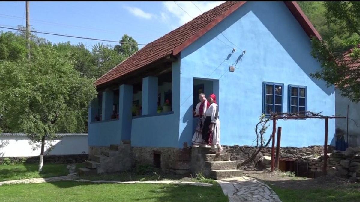 silvia olari despre cum a readus la viata casa bunicilor