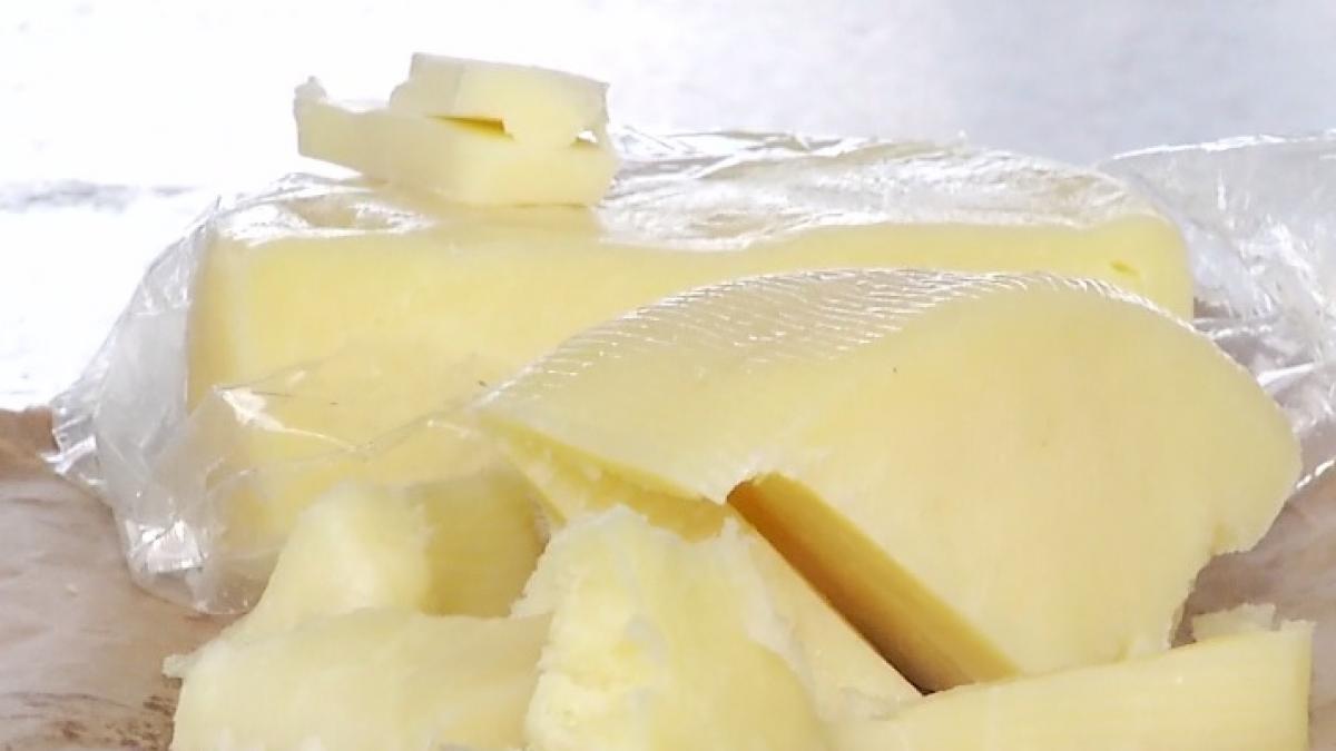 descoperire socanta intr o piata din capitala alimente false vandute drept produse traditionale