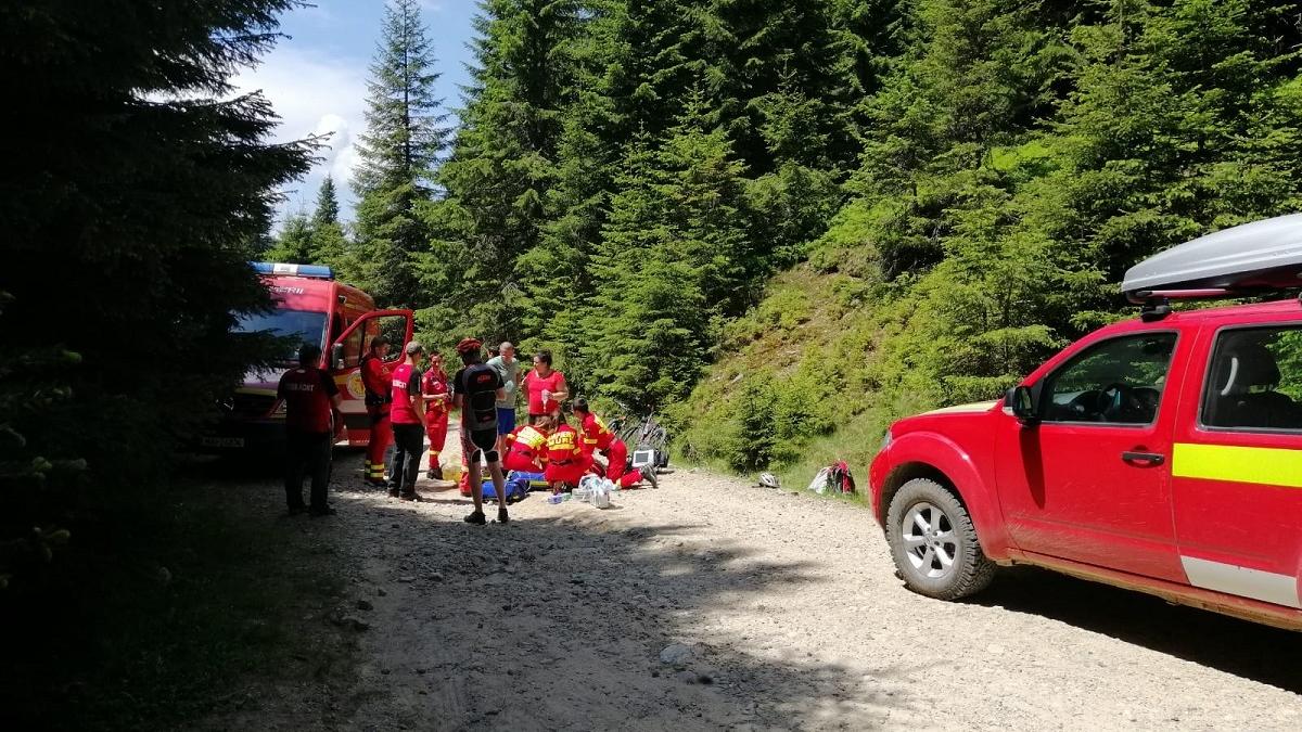 un medic a murit dupa ce a cazut cu bicicleta pe un drum forestier din paltinis