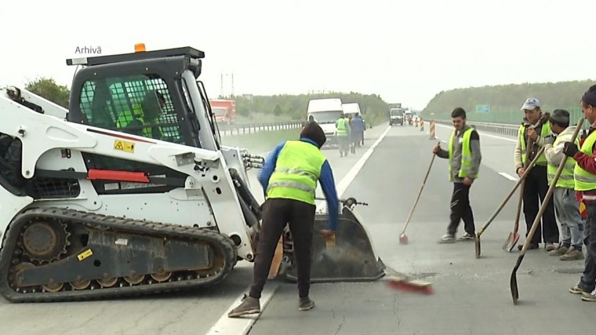 circulatia pe autostrada soarelui a fost reluata in zona unde doua dale de beton s au dilatat din