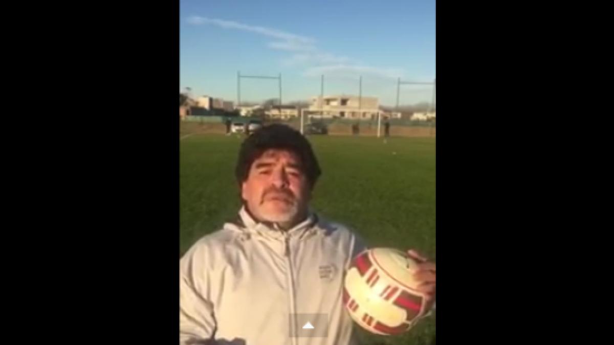 diego maradona iesire nervoasa dupa ce argentina a pierdut in fata columbiei tricoul asta il simti
