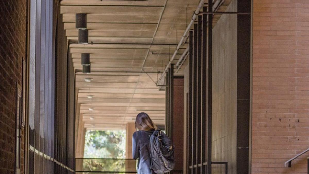 reactia profesorului de religie acuzat ca a lasat gravida o eleva