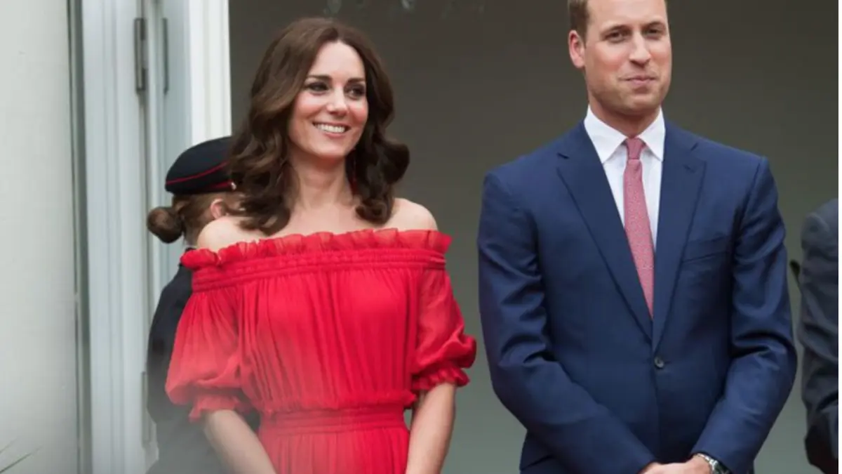 un politist din coloana oficiala care i insotea pe printul william si kate middleton implicat intr