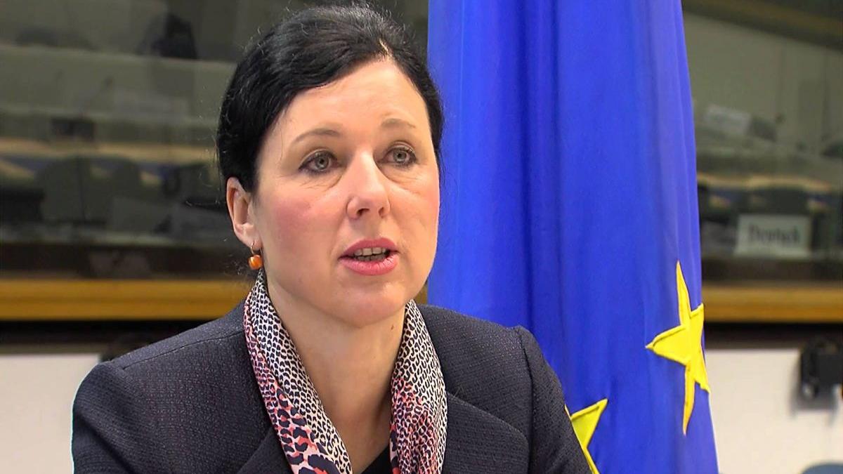 vera jourova romania nu se afla in situatia activarii articolului 7 din tratatul