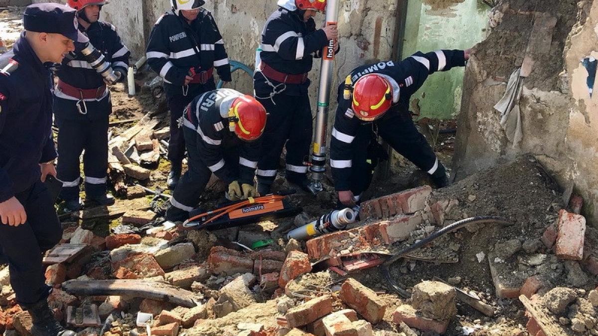 isi renova casa cand ceva neasteptat i s a intamplat barbatului din judetul bihor