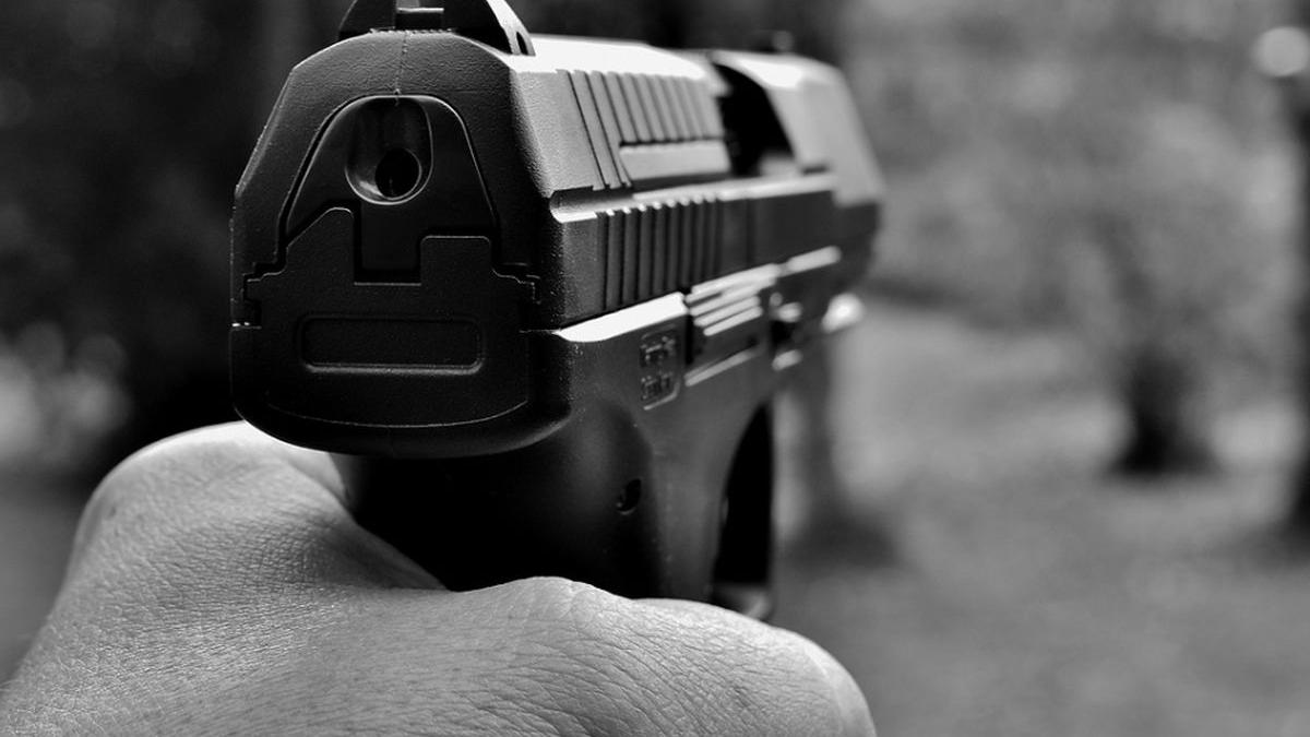 teroare in iasi doi barbati au fost impuscati noaptea trecuta in satul tabara