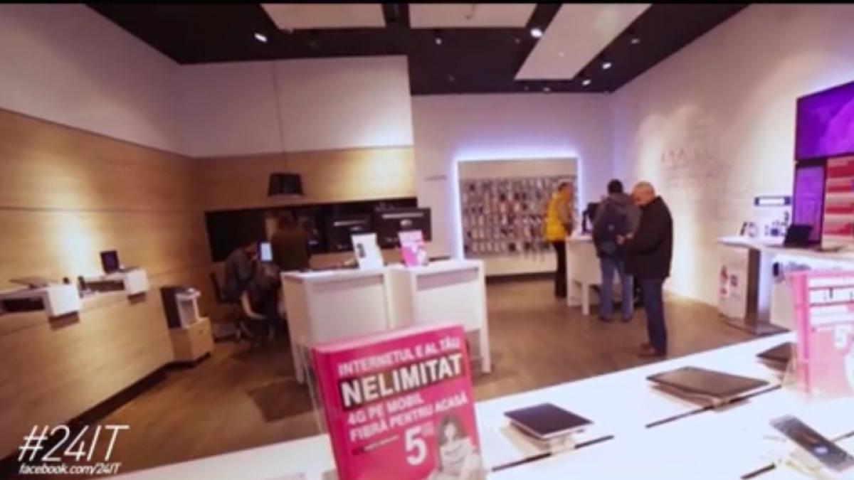 telekom si blue air au lansat o campanie inedita iei un telefon primesti voucher de vacanta