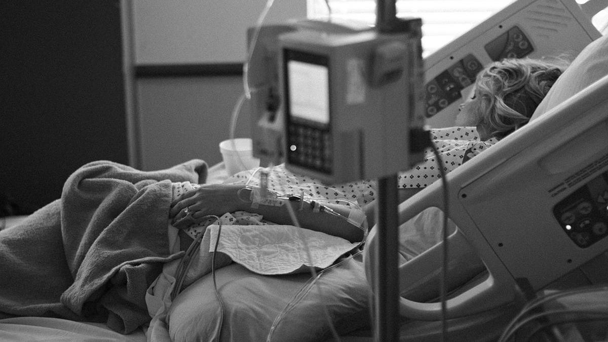 un doctor este acuzat ca a omorat 25 de pacienti cu supradoze de medicamente