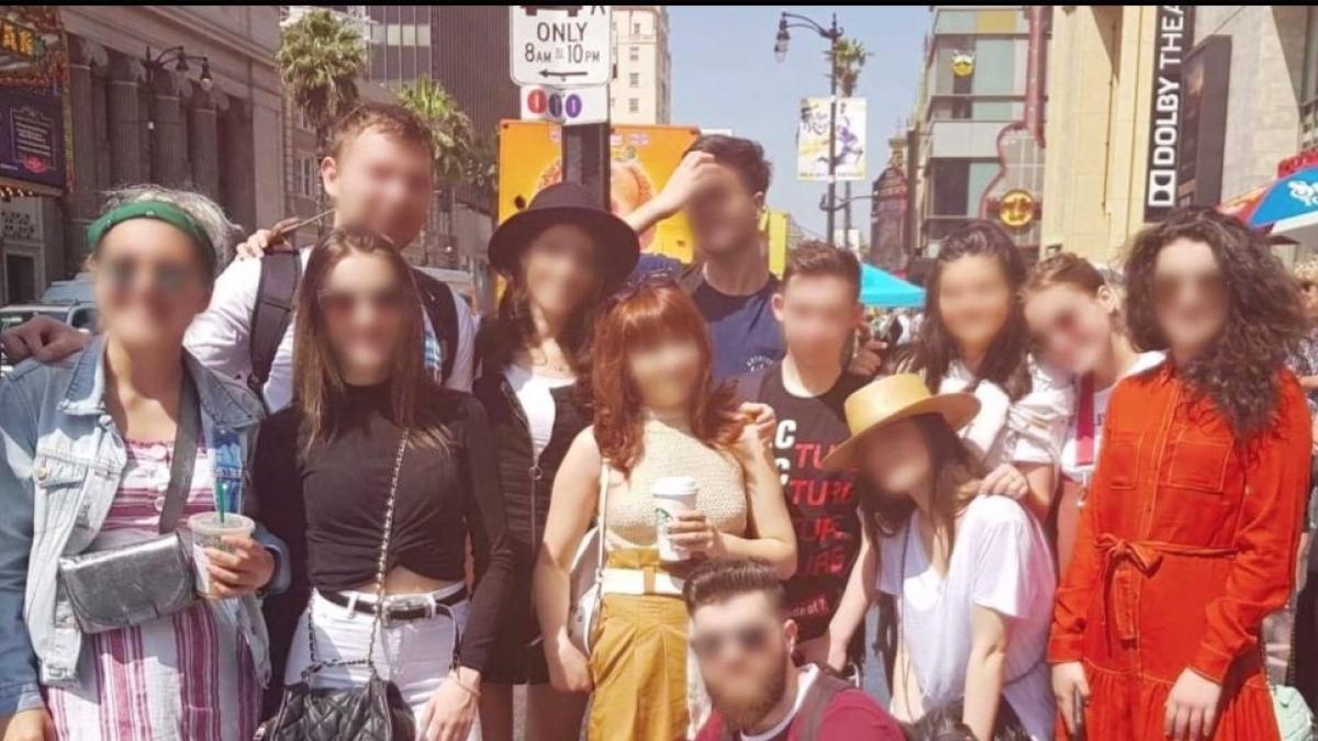 ministrul turismului despre situatia elevilor olimpici abandonati in aeroporturile din sua si