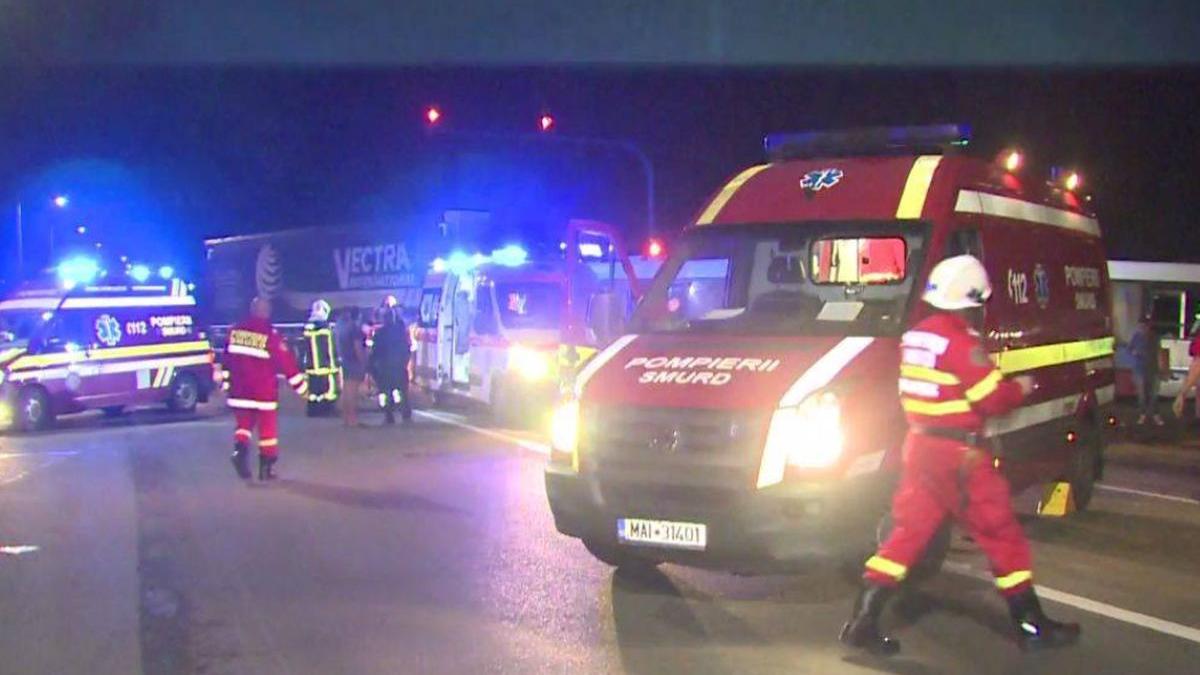 accident extrem de grav in zona industriala a aradului 11 oameni au fost raniti