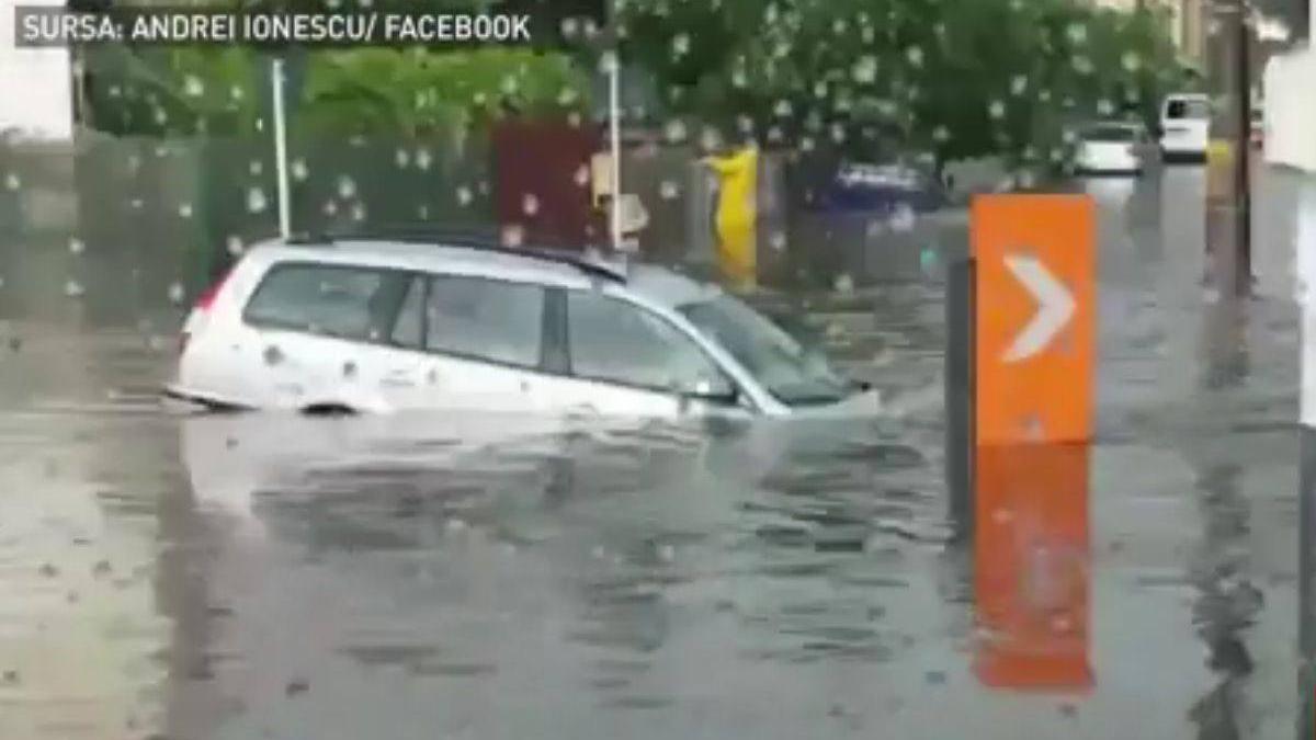 imagini socante intr un oras din romania dezastru dupa o ploaie torentiala