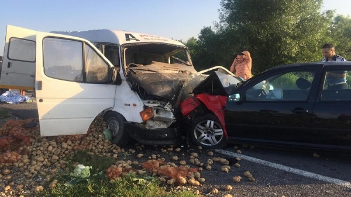 naomi ana abia implinise 21 de ani si era studenta eminenta in drum spre piata microbuzul pe care