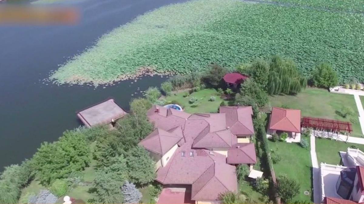 afaceristii care au ocupat cimitirul din ciofliceni