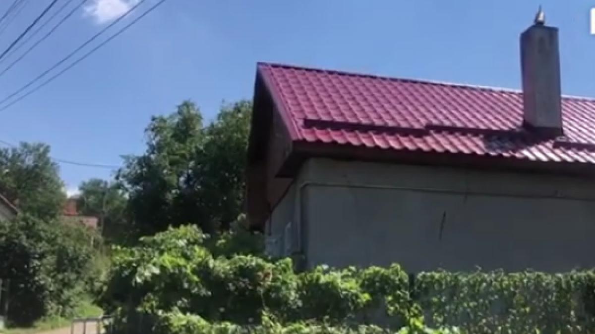 o tanara din dej a nascut dupa care a facut ceva grotesc dupa cateva minute a sunat la ambulanta si