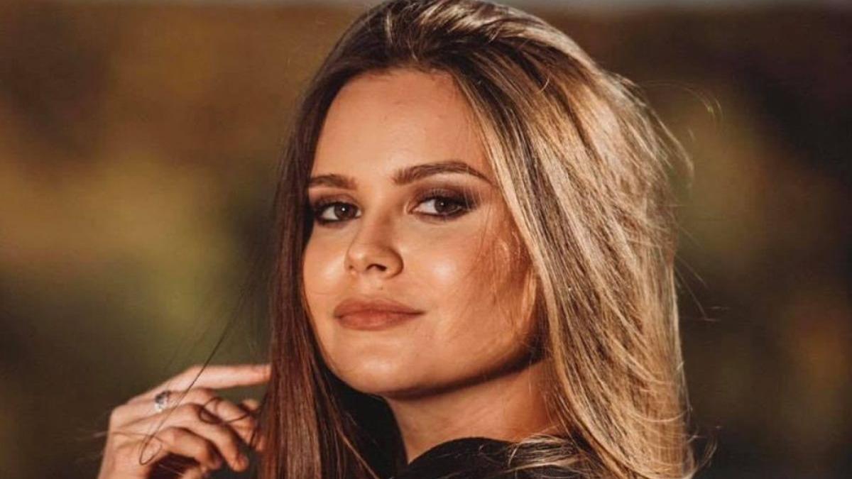 ea este eleva care a luat singura medie de 10 in alba ce facultate vrea sa urmeze