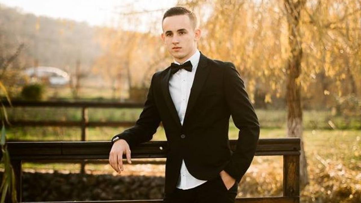 cine este tanarul de 21 de ani care a ales sa se sinucida intr un mod infiorator si a inregistrat