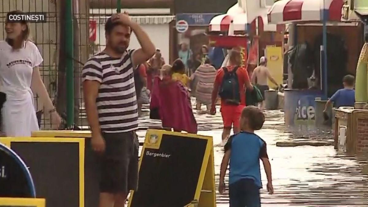 reactiile turistilot dupa ploaia puternica din costinesti vacanta la venetia