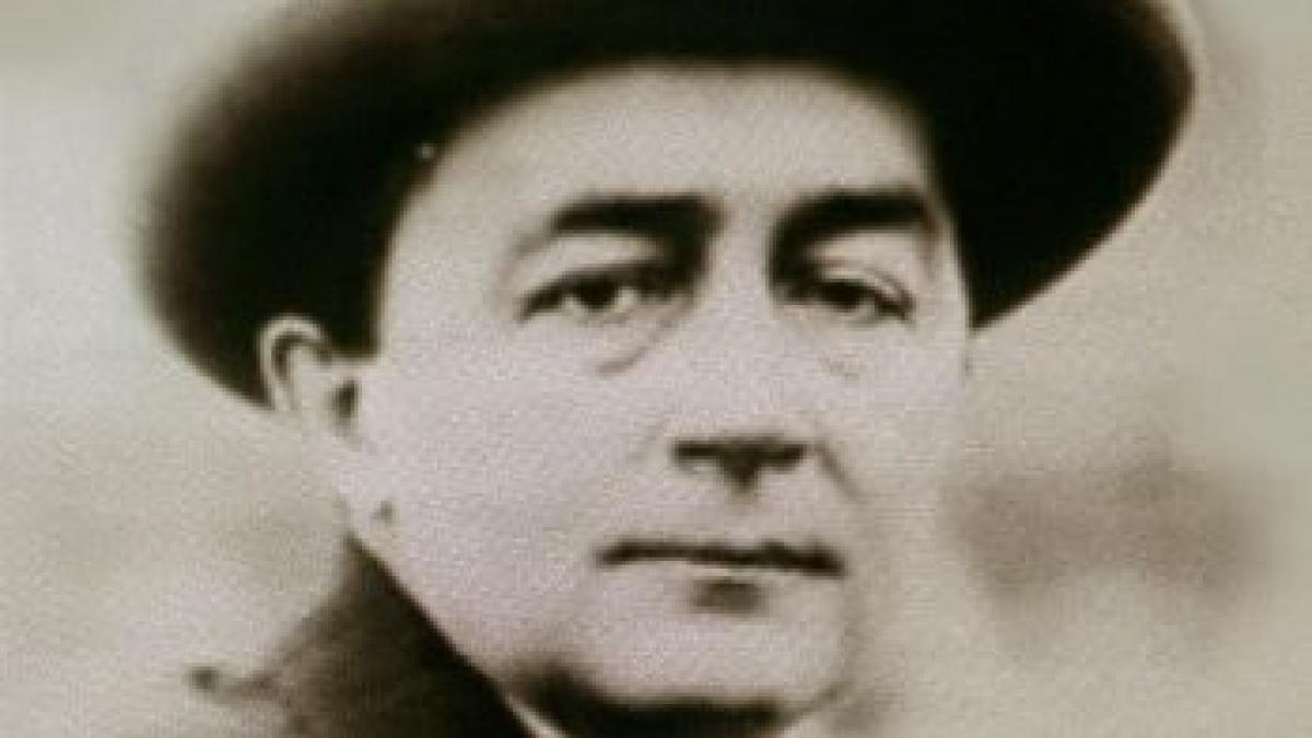 romanul genial care a uimit lumea cu inventiile sale dar care a fost uitat total de conationali