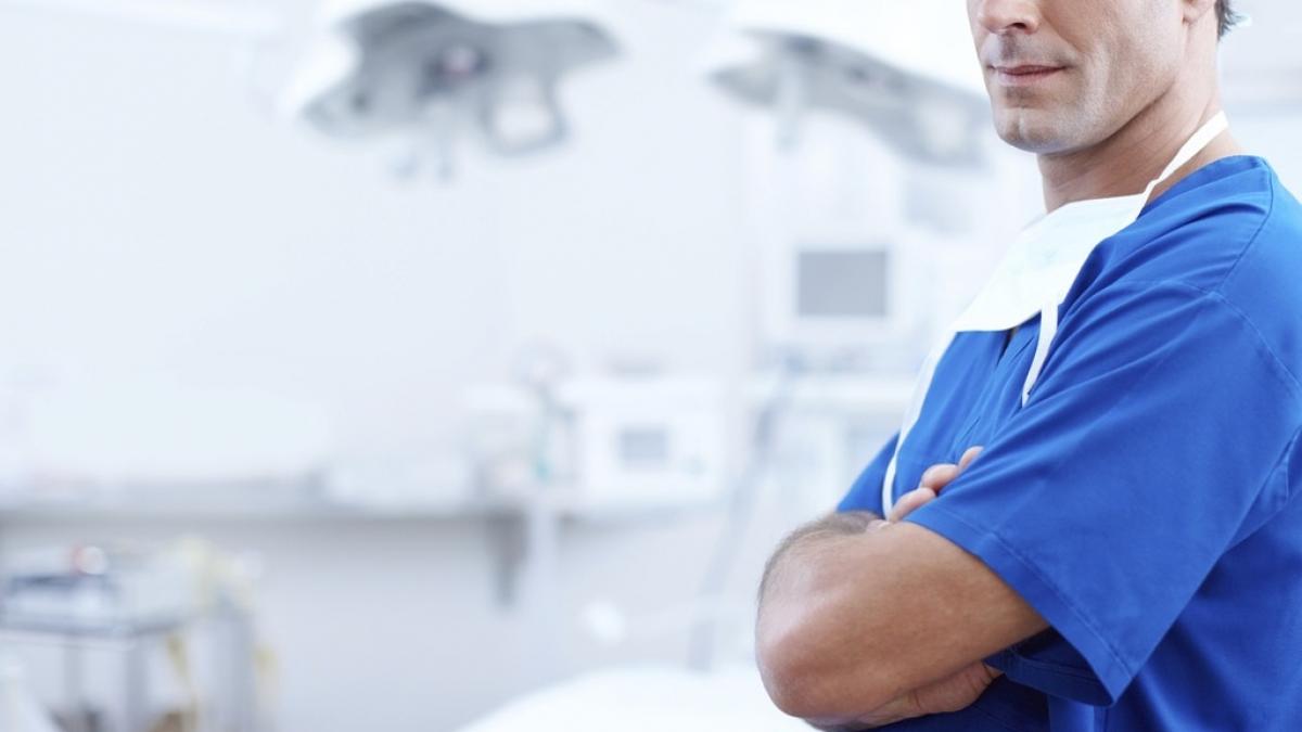 situatie fara precedent un medic dintr un spital din romania neplatit din 2015