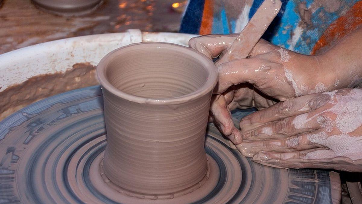 piata cu oale de lut invadata de chinezi daca un om mananca zilnic din ele se poate imbolnavi